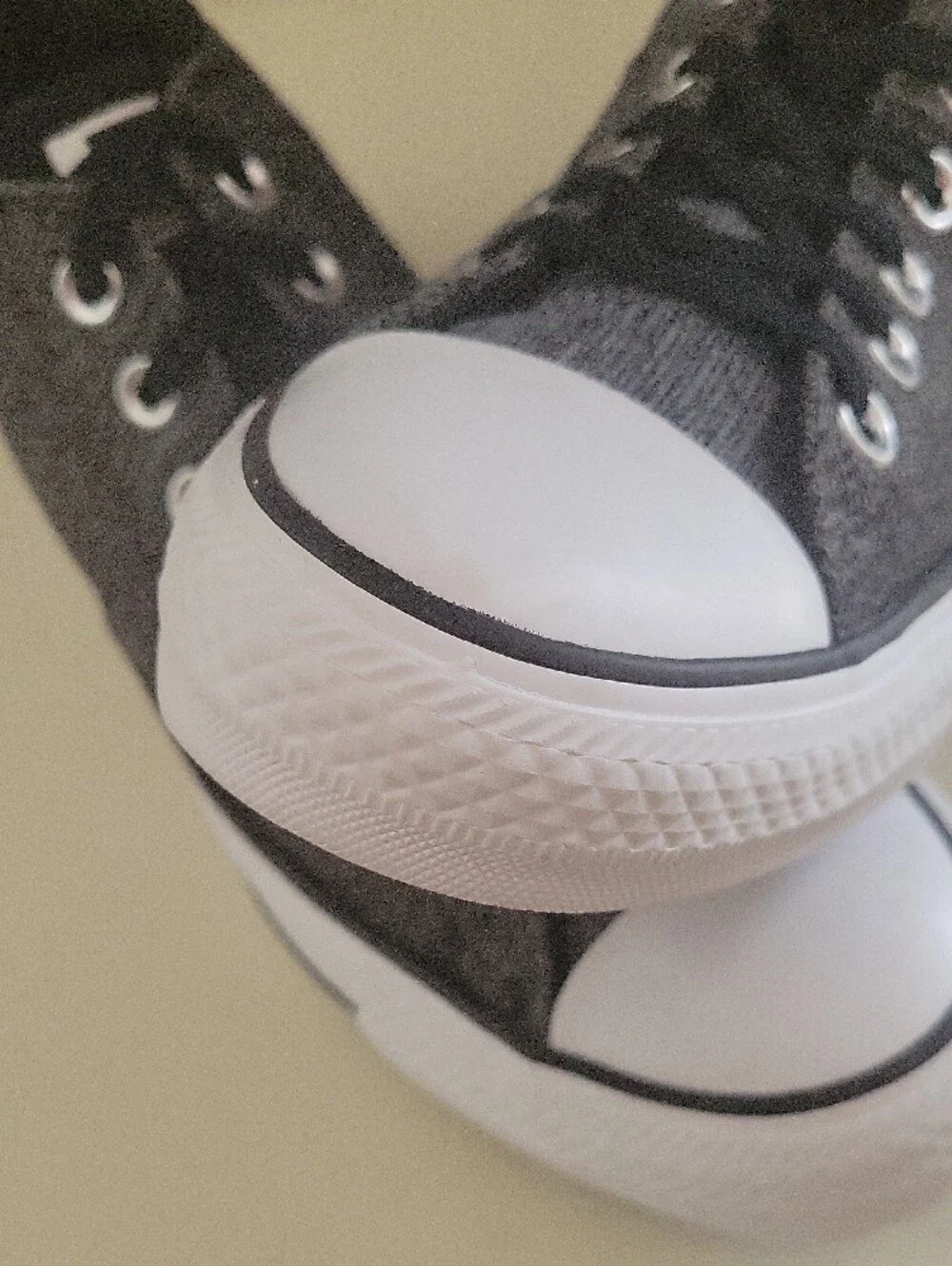 Converse Women's Marald Knit Gray and Black Mid-Top Sneakers